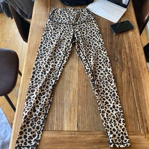 High rise cheetah leggings